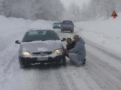 Απαραίτητες  οι αντιολισθητικές αλυσίδες...