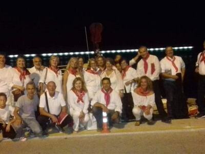 Πάτρα: Χριστουγεννιάτικη μελωδική περαντ...