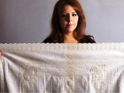 Βγάζουν σε δημοπρασία τα σεντόνια του Χίτλερ!!!