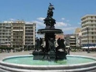 Πάτρα: Έμειναν από φως τα συντριβάνια γι...