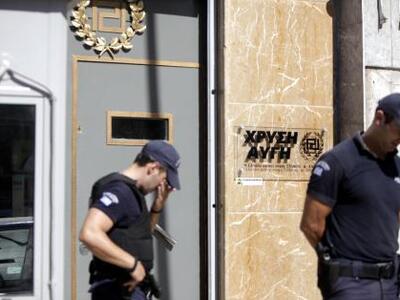 Guardian: Το πολιτικό κατεστημένο στην Ε...