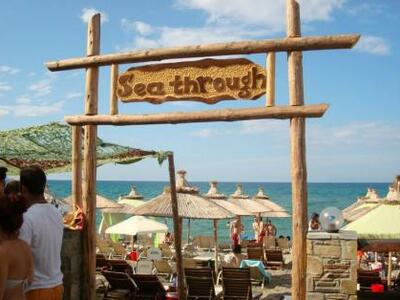 Sea Through: 19 χρόνια μαζί!	