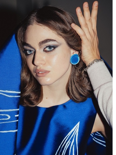 Η Ραφαηλία του GNTM με look Maison Falia...