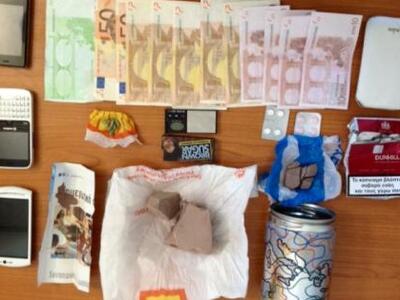 Σύλληψη ημεδαπού για κατοχή ναρκωτικών ουσιών