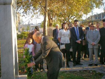 Ο Ελληνισμός τίμησε στη Βιέννη την Εθνικ...