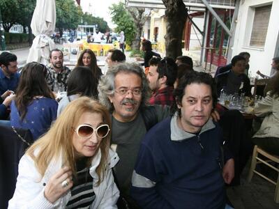 Απο τους μόνιμους θαμώνες ο φωτογράφος Γ...