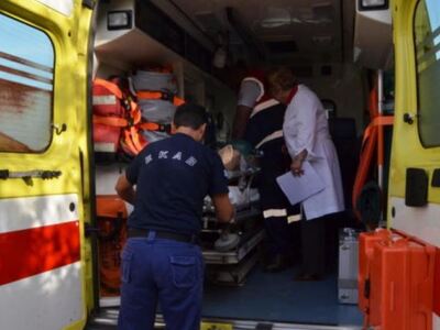Ναυπακτία: Τροχαίο ατύχημα με τραυματισμ...