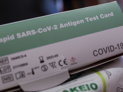 Κορωνοϊός: Πάνω από 30.000 τα κρούσματα...