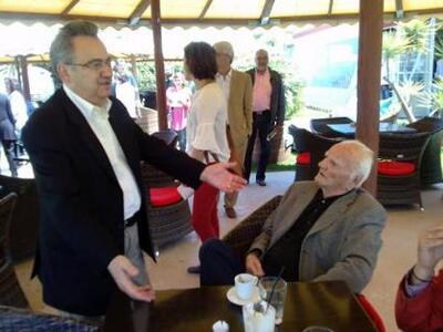 Στον Άγιο Βασίλειο, στο Ακταίο, στα Αραχ...