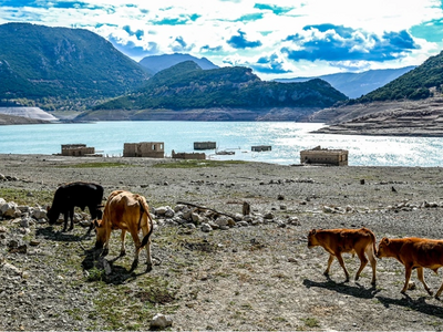 Νέα υποχώρηση στην επιφάνεια της λίμνης του Μόρνου