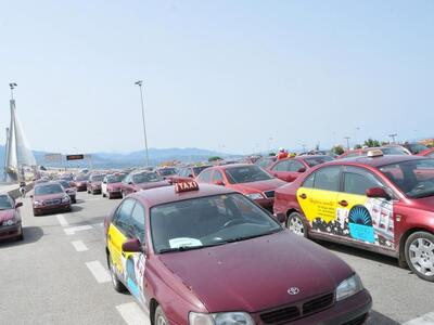 Πάτρα: Είδος πολυτελείας τα ταξί - &quot...