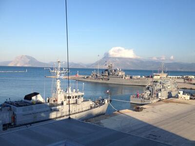 Νατοϊκά πλοία στον Πατραϊκό - Συνεχίζετα...