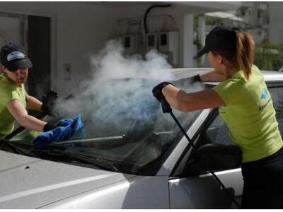 Υδροφοβική βαφή κάνει την βρωμιά να γλισ...