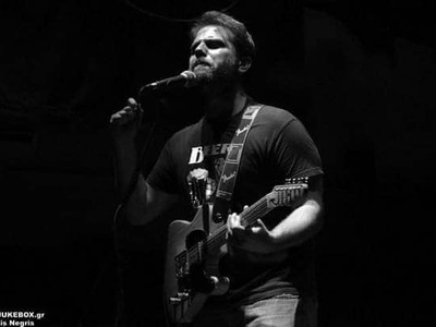 Άκης Κακαγής.