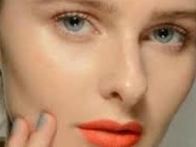 Γιατί δεν πρέπει να αγγίζετε τα σπυράκια; 