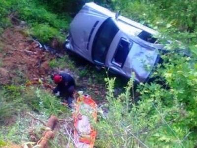 Πάτρα: Αυτοκίνητο έπεσε σε γκρεμό  50 μέ...