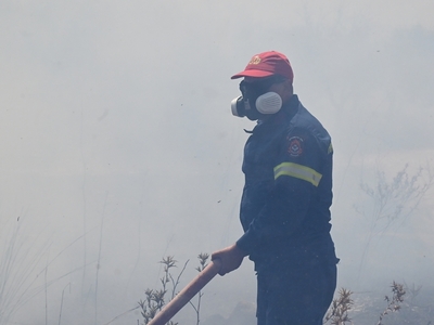 Καίγεται όλη η Μεσόγειος - Δείτε τον δορ...