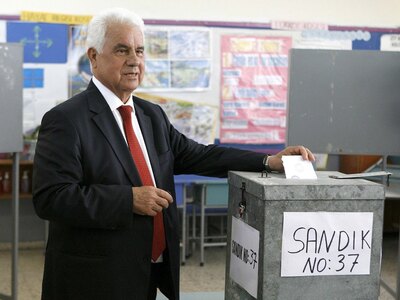 Κερδίζει ο Ντερβίς Έρογλου στα κατεχόμεν...