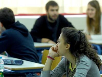 Στον "αέρα" η διεξαγωγή των Πα...
