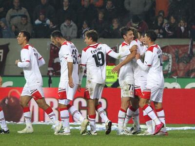 Πρωταθλητές χειμώνα οι "ερυθρόλευκοι"