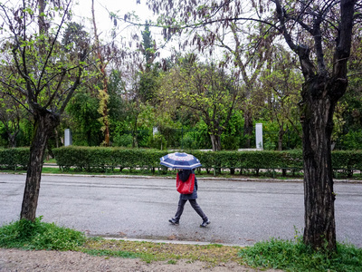 Καιρός: Πάσχα με ανοιξιάτικες θερμοκρασί...