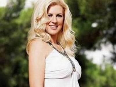 Ράνια Θρασκιά: «Μου έμειναν κάτι χαρτιά ...