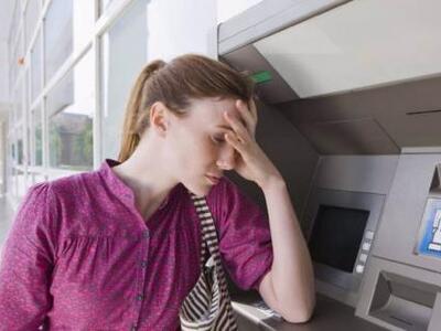 Ξεκινούν οι κατασχέσεις μισθών για χρέη ...