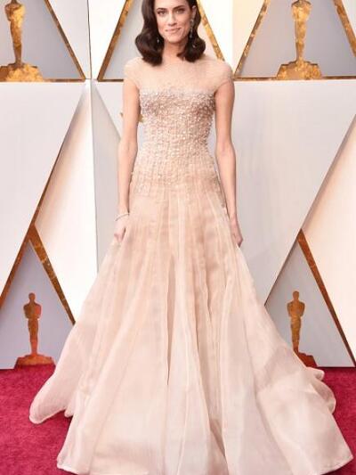 ΑΛΙΣΟΝ ΓΟΥΙΛΙΑΜΣ ΜΕ ARMANI PRIVE