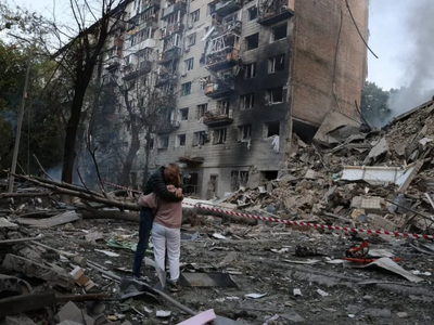 CNN: Τα πέντε σενάρια για το τέλος του π...