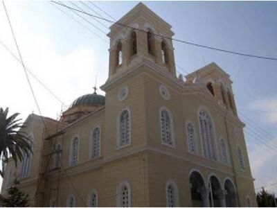 Στον πανηγυρίζοντα ναό του Αγ. Δημητρίου...