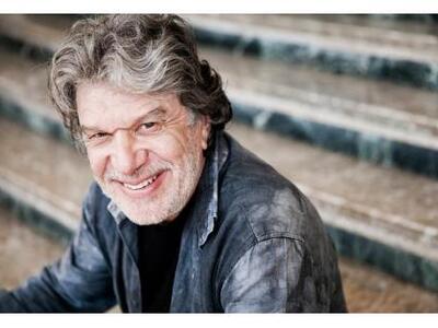 Συνελήφθη ο ηθοποιός Γιάννης Βούρος - Γι...