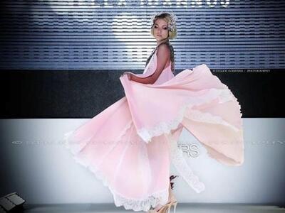 Βίντεο από την επίδειξη της Νέλλας Ιωάνν...