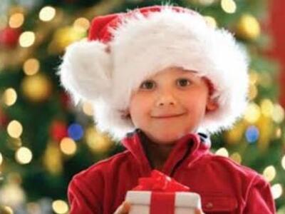 Πάτρα:  «Γίνε και εσύ Αι-Βασίλης» - Σήμε...