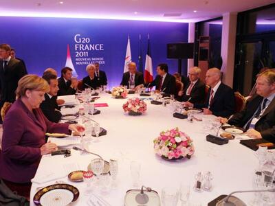 Απόφαση σταθμός για τα Μνημόνια- Ανοίγει...