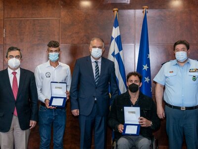 Τιμήθηκαν ο παραολυμπιονίκης Αντώνης Τσα...