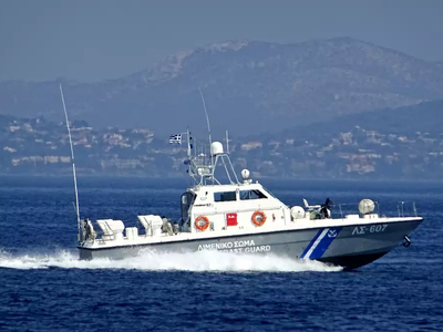 Κυλλήνη: Σκάφος έχασε το πηδάλιο - Επιχε...