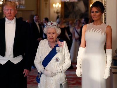 Eκθαμβωτική η Μελάνια στην δεξίωση της Β...