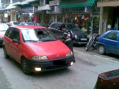 Κύματα ζητιάνων κατέκλυσαν την Πάτρα