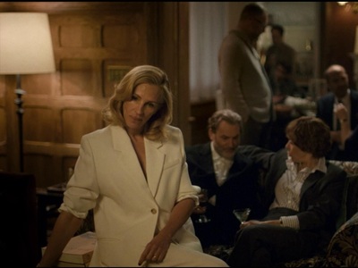 Ο Λούκα Γκουαντανίνο σκηνοθετεί τη Τζούλ...