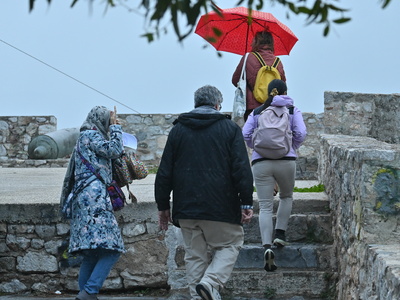 Καιρός: Αγριεύει από την Τρίτη- Επιδείνω...