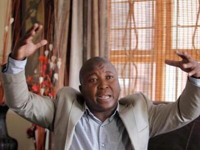 Σε ψυχιατρική κλινική ο ασυνάρτητος διερ...