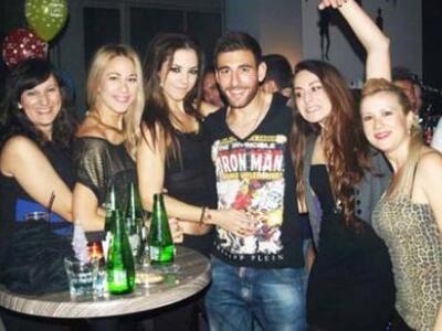 Ο ποδοσφαιριστής της Λεβάντε Νίκος Καράμ...