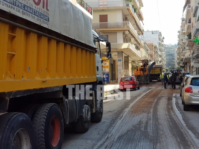 Σχεδόν άδειοι οι δρόμοι της Πάτρας, ευκα...