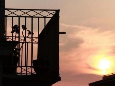 Αιδηψός: Τον βρήκαν νεκρό στο μπαλκόνι