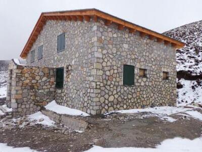 To καινούργιο κόσμημα του Παναχαικού! - ...