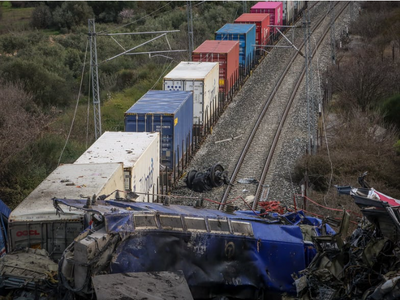 Τέμπη: 3,5 τόνοι εύφλεκτων υγρών στην εμ...