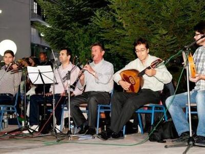 Πάτρα: Γλέντι και κοπή πίτας από τον Λαο...