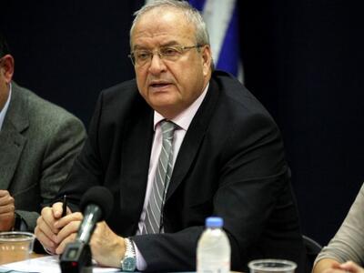 Γρηγοράκος: Ο Παπανδρέου ακολουθεί πρακτ...