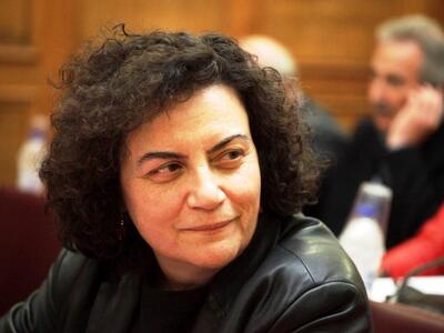 Νάντια Βαλαβάνη