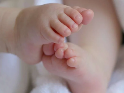 Γρεβενά: Πέθανε αιφνιδίως βρέφος 35 ημερ...